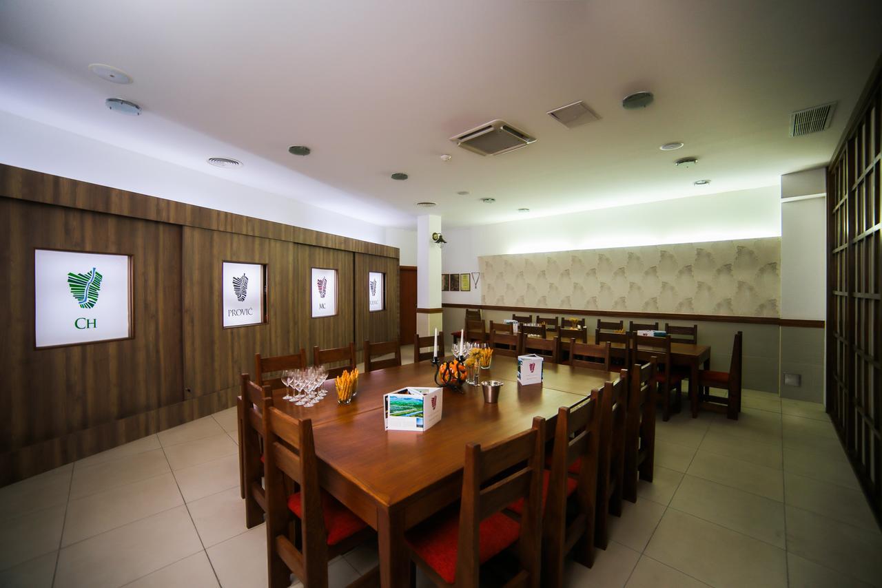 Hotel Merlot Opuzen  Kültér fotó